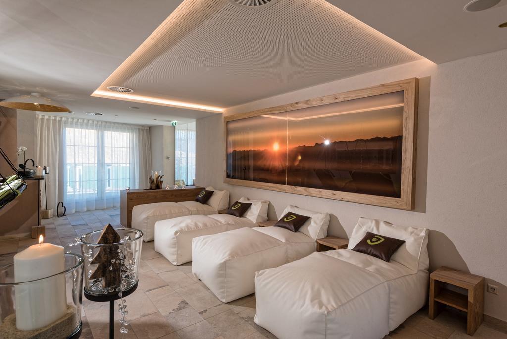 Hotel Jennys Schloessl Зерфаус Екстер'єр фото