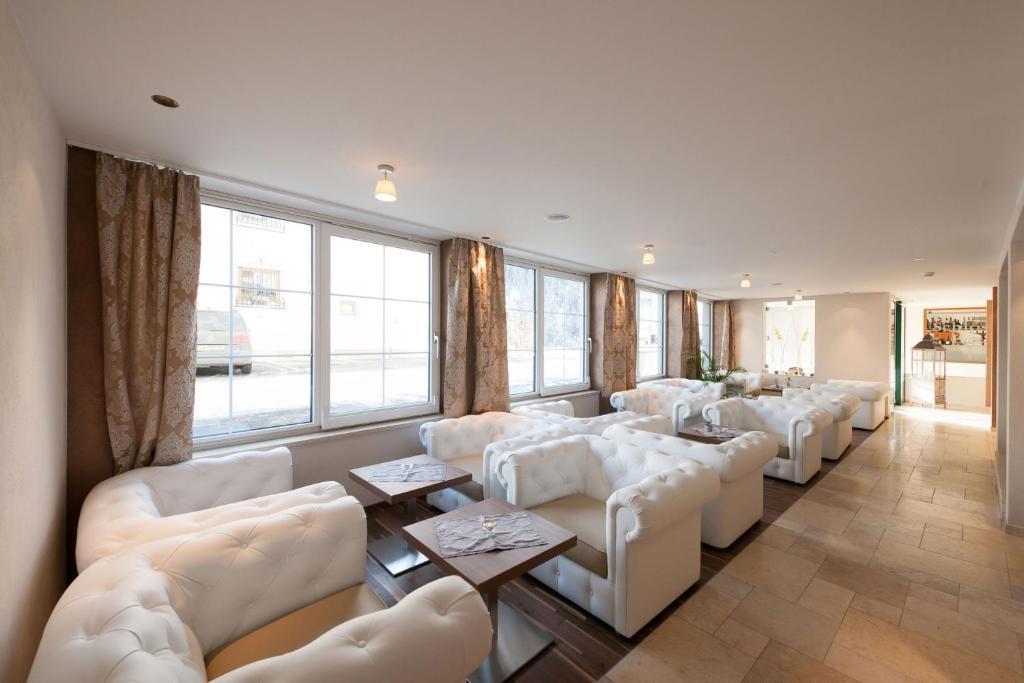 Hotel Jennys Schloessl Зерфаус Екстер'єр фото